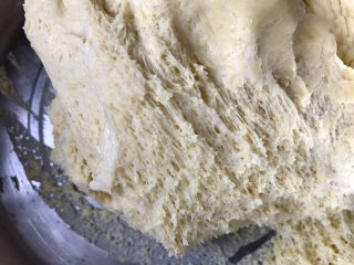 7、以假乱真的梨子馒头,里边是蜂窝状