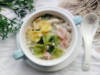 12、宝宝辅食：杂蔬煮蝴蝶面,煮好装碗