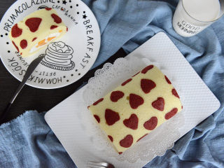 35、形彩绘芒果蛋糕卷,成品图。