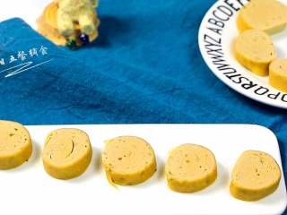 9、千张包肉,虽然没有过多的调料，味道和口感真的很棒。