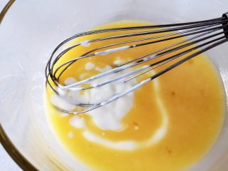 3、爆浆蓝莓玛芬—健康无添加,让酸酸甜甜的蓝,加入酸奶