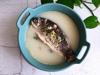 12、鲫鱼浓汤,成品