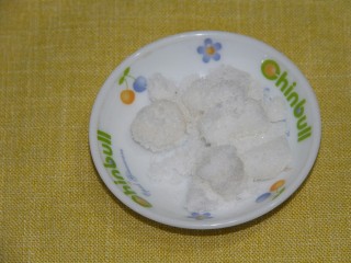 6、橘子果冻,糖准备30g