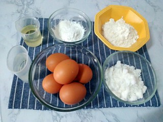1、戚风蛋糕（八寸）,准备食材
