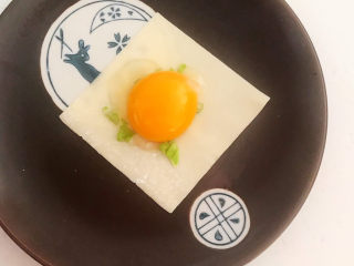 10、蛋黄派,加入鸡蛋黄