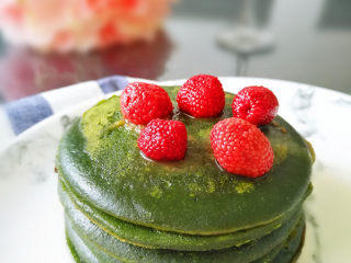 11、菠菜蜂蜜小薄饼,淋上蜂蜜即可享用