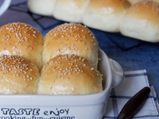 14、芝麻奶油小餐包（中种）,成品