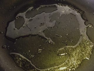 7、萝卜糕,热锅放油