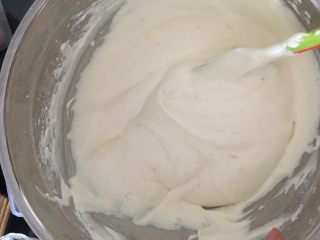 7、杯子蛋糕,拌好的蛋糕糊