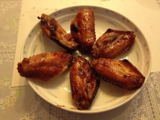 5、烤鸡翅,出炉撒上孜然！