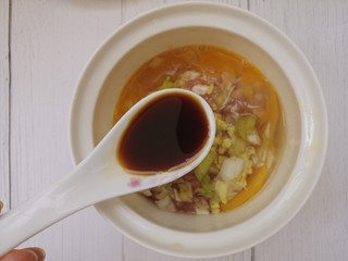 7、炸茄盒,一勺生抽