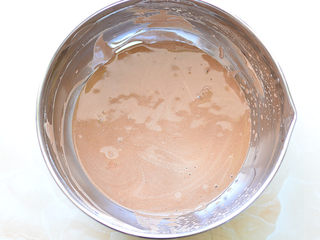 11、脏脏蛋糕,第一次翻拌好的可可面糊状态如下图