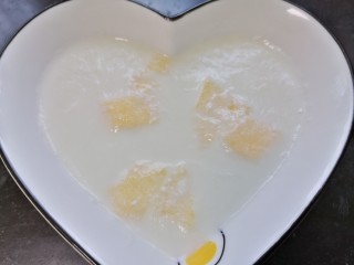 13、苹果布丁,这是冷藏过后的成品