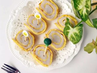 6、宝宝辅食：芋头蛋卷-好好吃早餐，元气满满地开始一天吧！10M+,上桌开动吧.......