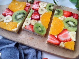 12、开放式果缤纷三明治,可以摆上桌享用啦