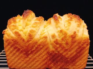 8、北海道款椰蓉吐司,香喷喷啊，椰香四溢！