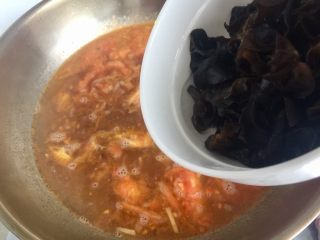 10、五色食蔬➕娃娃菜木耳粉丝藕丸汤,加入木耳