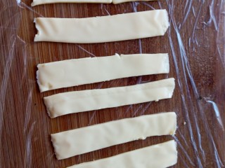 14、儿童餐:创意格子饭团,芝士切条