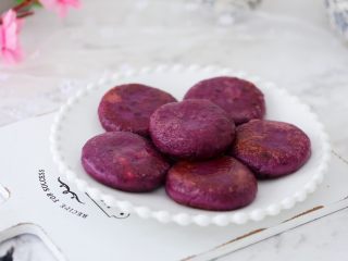 17、紫薯芝士饼,成品图