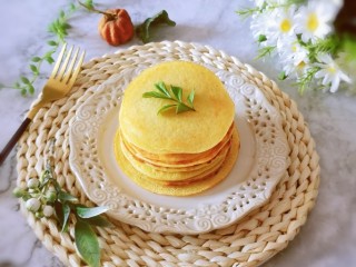 16、鸡蛋玉米饼,一家人玩得不亦乐乎