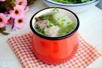 13、萝卜海带排骨汤,喝之前，可以撒上少量香菜