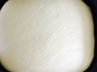 2、黄油牛角包,听到蜂鸣时断电