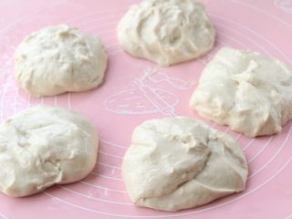 7、北方葱油千层饼,分成均匀的5等份