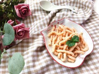 13、虾滑条,做多的话可以放冰箱冷藏三天内吃完