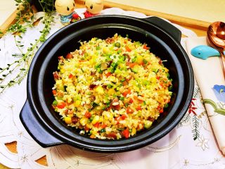 33、我爱炒饭系列➕五彩杂蔬香肠炒饭,成品