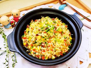 34、我爱炒饭系列➕五彩杂蔬香肠炒饭,成品