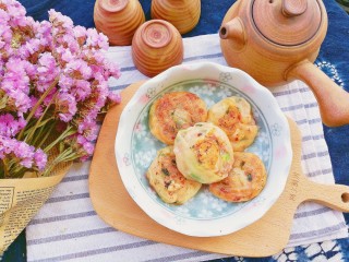 15、快手菜之简化版葱油饼,妈妈的味道外脆里软,层次分明,来解馋吧