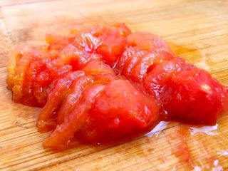 8、辅食～土豆泥新吃法，比KFC好吃100倍！,切成小块备用