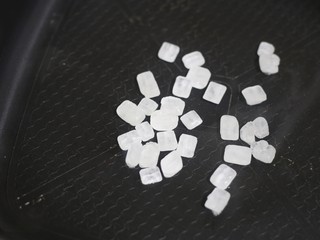 9、超养人的自制蜂蜜柚子茶,冰糖下锅。