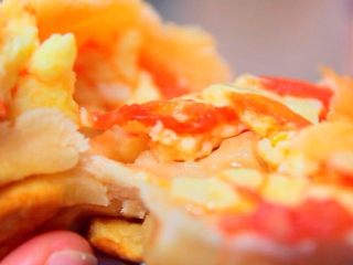 7、番茄鸡蛋馅饼, 没想到普通的番茄鸡蛋还能做出这么好吃的饼来~~