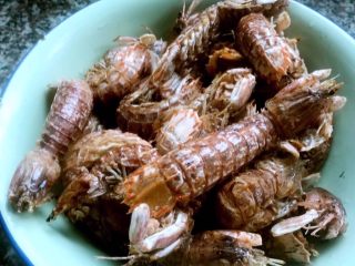 4、椒盐虾爬子,炸好的虾爬太香了