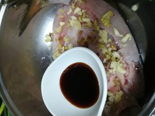 6、椒盐烤全鱼,蒸鱼豉油