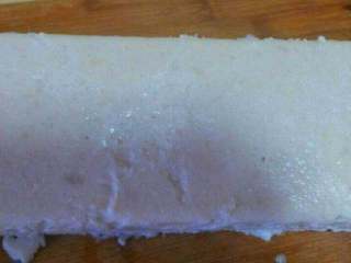 6、炸鲜奶,倒出来是这样一块的