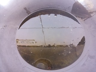 20、香炸藕盒,然后锅里热油,多倒些油