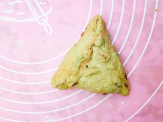 14、全麦咖啡杏仁软欧（无糖无油）,第二种就像糖三角一样