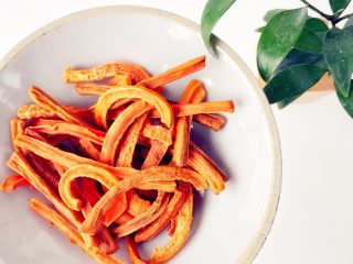 3、宝宝辅食：胡萝卜脆脆条,出炉