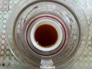 6、核桃花生芝麻糖,麦芽糖坐温水让其具有流动性