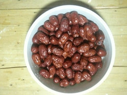 1、枣泥山药糕,红枣洗净