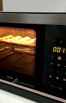 8、炼乳玛德琳 ,烤箱预热160度，热风上下火12分钟左右