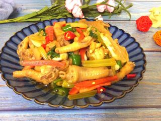 28、柠檬泡椒凤爪,成品图