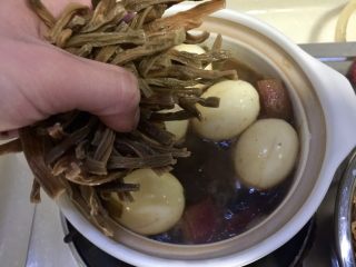 34、大口吃肉系列➕干豆角鸡蛋红烧肉,加入泡发好的干豆角