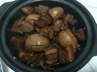 41、大口吃肉系列➕干豆角鸡蛋红烧肉,再盛出肉块放入煲中