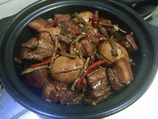 42、大口吃肉系列➕干豆角鸡蛋红烧肉,最后浇上汤汁，即可