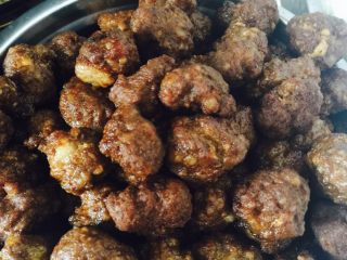 10、炸丸子,颜色不好看，但是不影响味道！