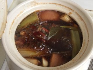 30、煲一锅好卤➕香卤牛肉,小火炖煮40分钟