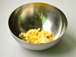 1、圣诞帽子塔,黄油放温室软化